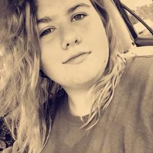 Meet your Posher, Skylar